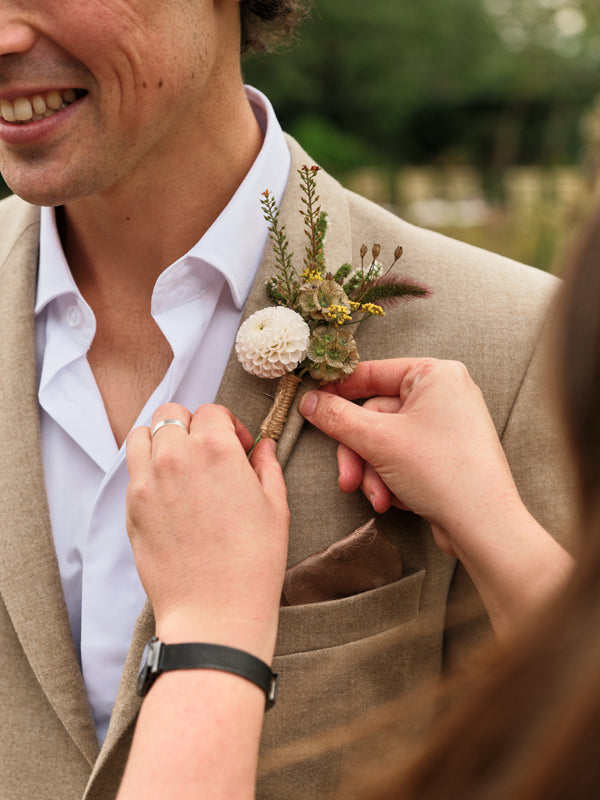 Flowers Flower Locally Grown Mix Order Poynton Adlington Bollington Cheshire Gift Voucher Florist Buttonhole boutonniere Wedding Shoot 