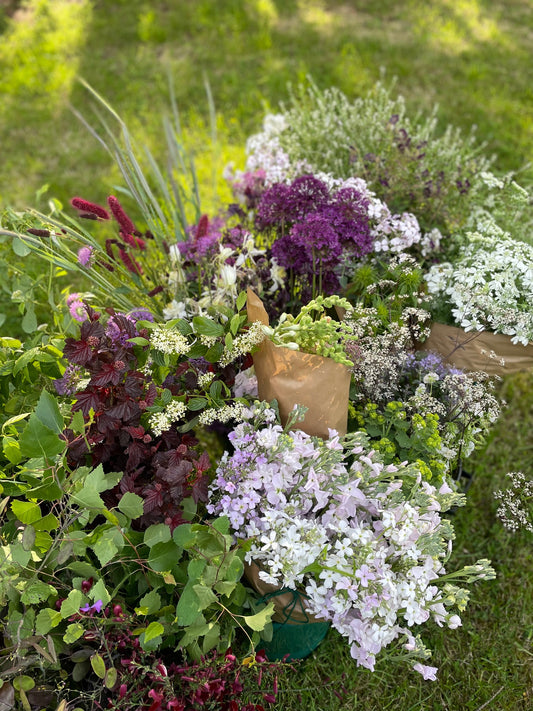 Seasonal DIY Buckets