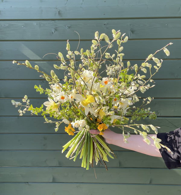 Full Moon Flora Flower Farm Flowers for Delivery or Collection. Mixed Buckets Locally Grown Mix Order Poynton Adlington Bollington Cheshire Gift Voucher Florist 